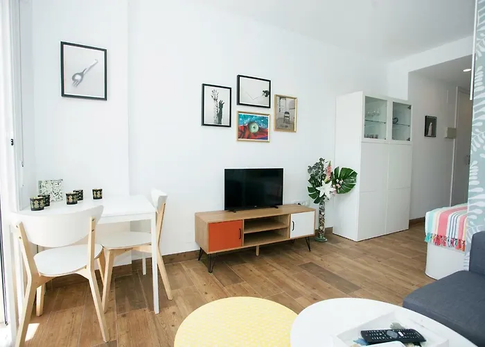 Monko Lovely, Quiet & Center Sea Views O