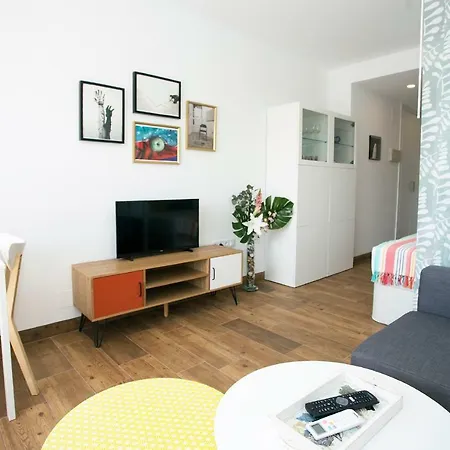 Monko Lovely, Quiet & Center Sea Views O Апартаменти